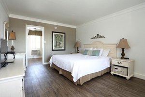 Room & Suite
