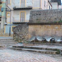 Stairs to fountain