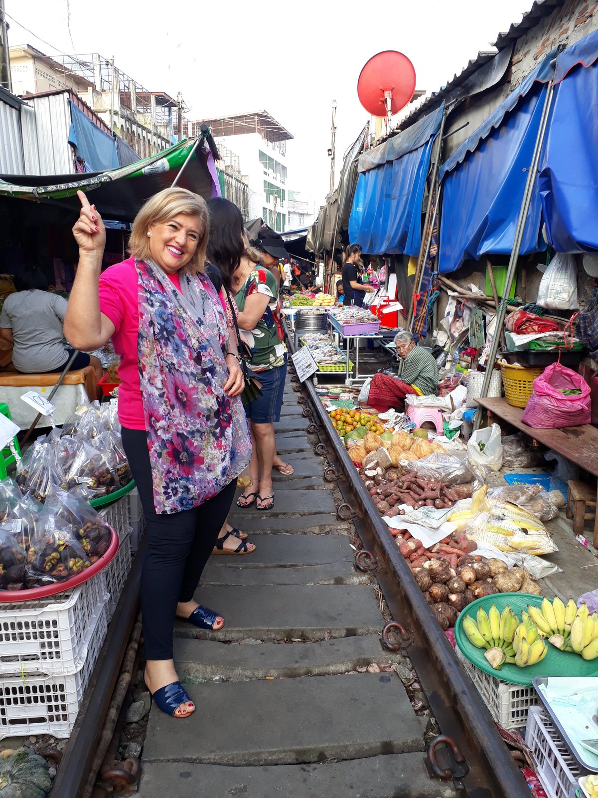 2024 (Bangkok) Mae Klong Train Market with Floating Market & Unseen ...