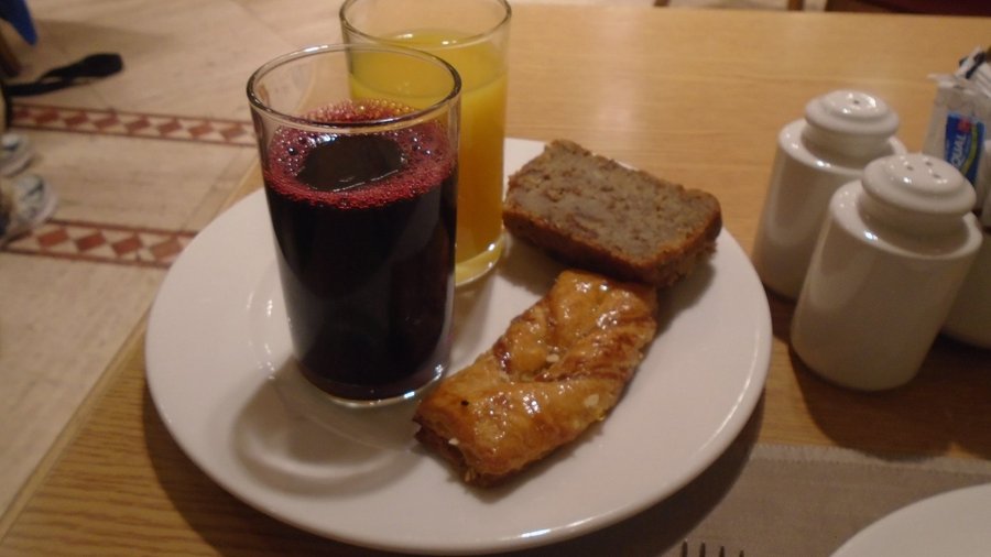Hibiscus Juice, Orange Juice, light pastries