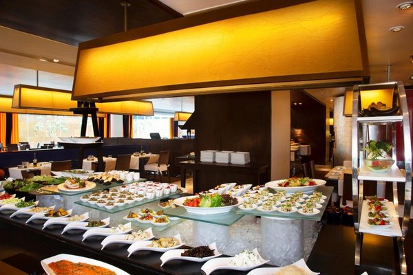 The 10 Best Restaurants In Nariman Point Mumbai - Tripadvisor