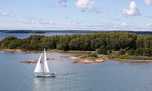 Looking for a summer destination that's a little bit different? The Aland archipelago between Finland and Sweden is my top recommendation. Blue baltic seas, a scatter of richly forested islands, and heaps of unique Finnish-Swedish culture... definitely a unique spot! The water is a little on the chilly side, but it's great for sailing, kayaking, and SUP - and you can warm up in the sauna afterwards!