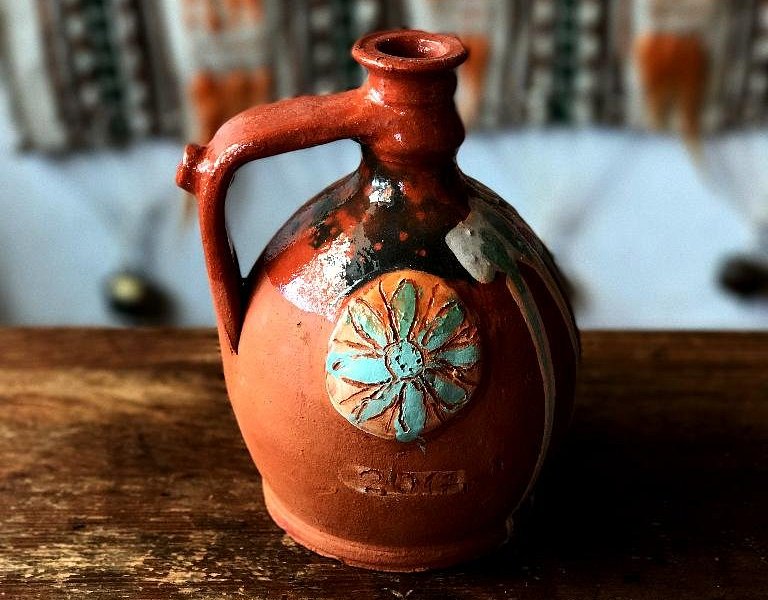 Pottery Bulgaria image