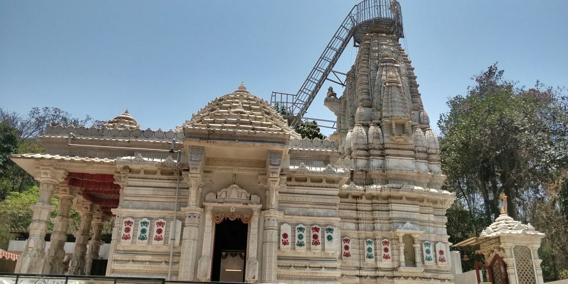 Sree Jain Shwethambar Temple: A Sanctuary of Peace and Devotion Sree Jain Shwethambar Temple: A Sanctuary of Peace and Devotion