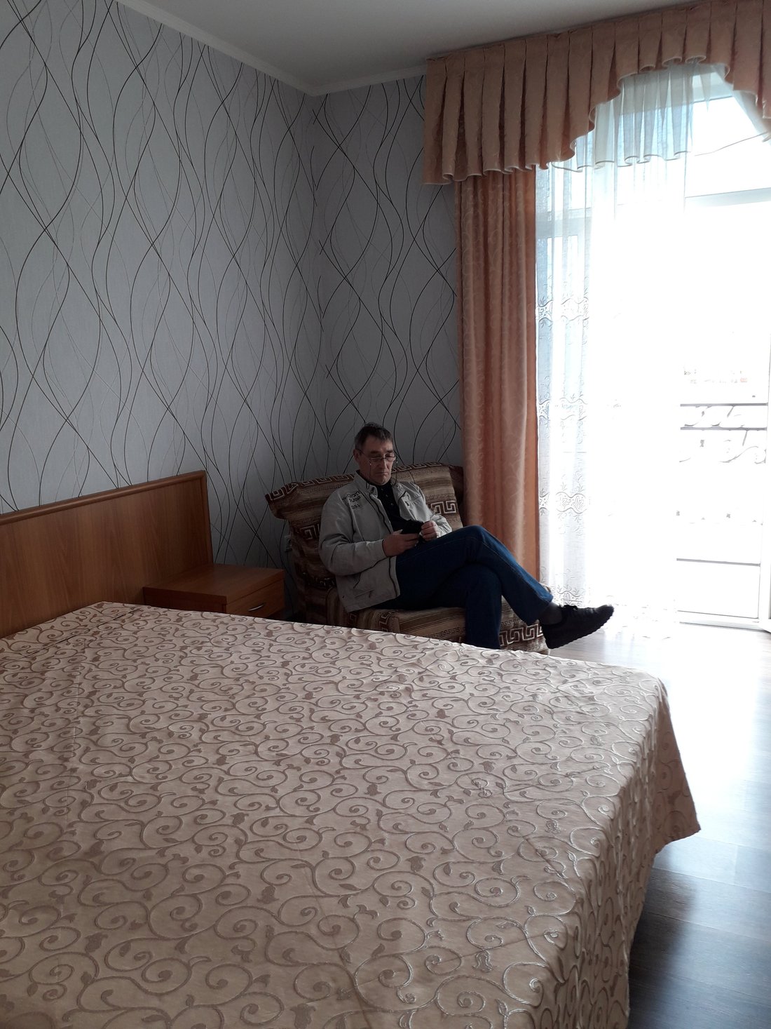 Гостевой дом возрождение адлер. Ренессанс отель Адлер. Отель Возрождение Адлер. Гостевой дом Ренессанс Адлер.