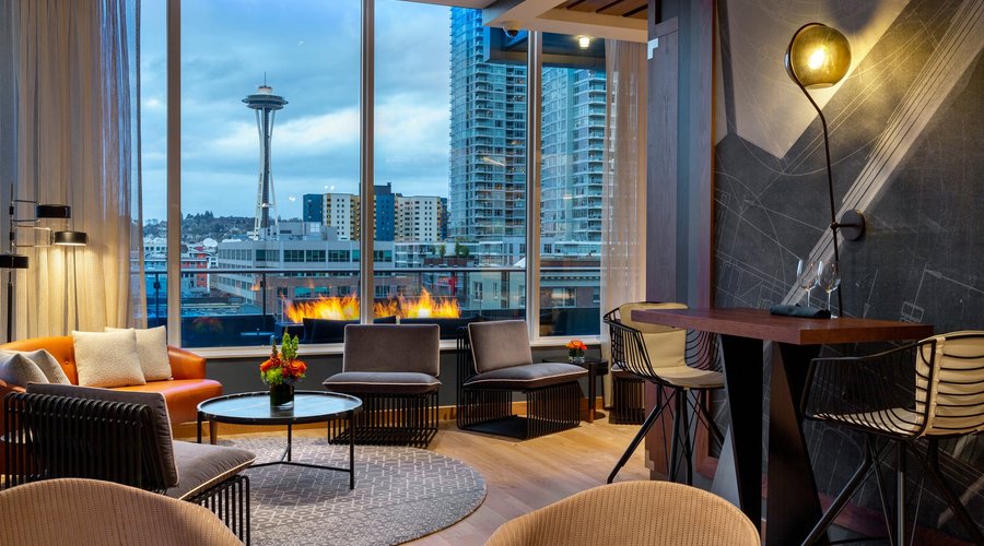 Sound Bite Lounge- 7th Floor