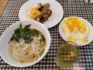 Ăn uống 
