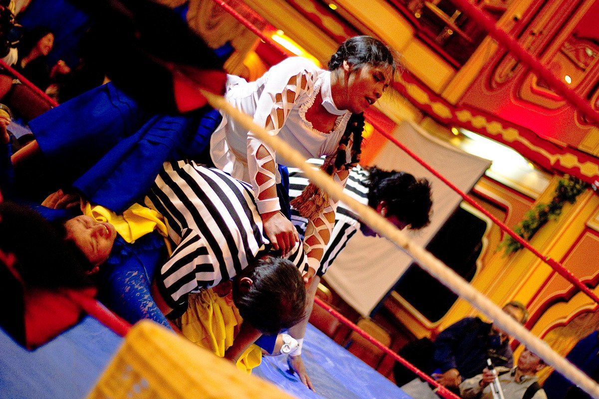 Cholitas wrestling: a luta livre das cholas em La Paz