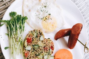 餐飲