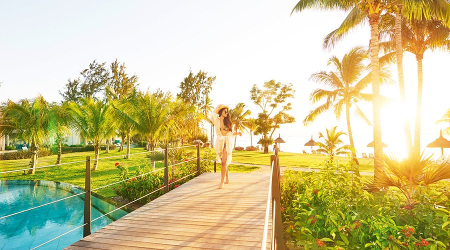 Victoria Beachcomber Resort & Spa - Victoria for 2
