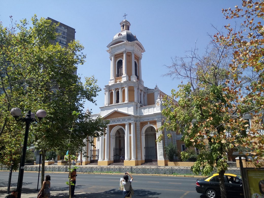 Nuestra Senora de la Divina Providencia, Santiago