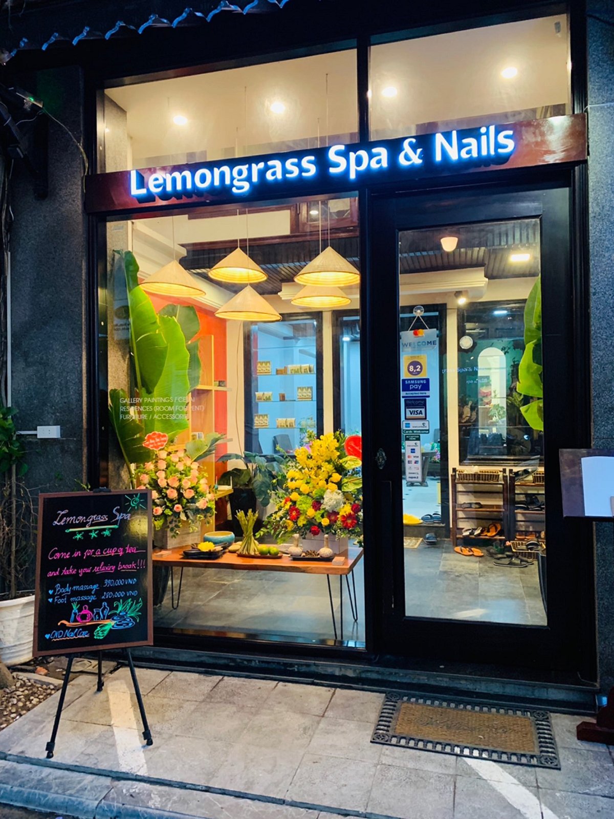 lemongrass spa logo