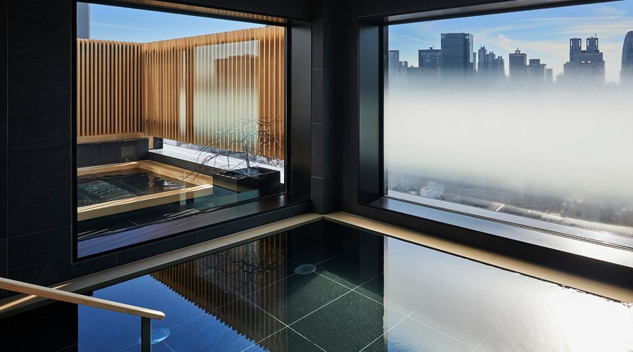 Public Bath on 18th Floor