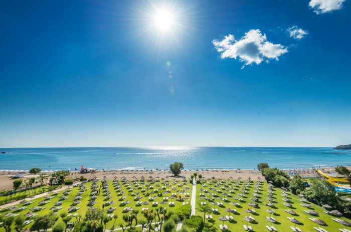 Τhe Palace of the Grand Masters - Apollo Beach Hotel