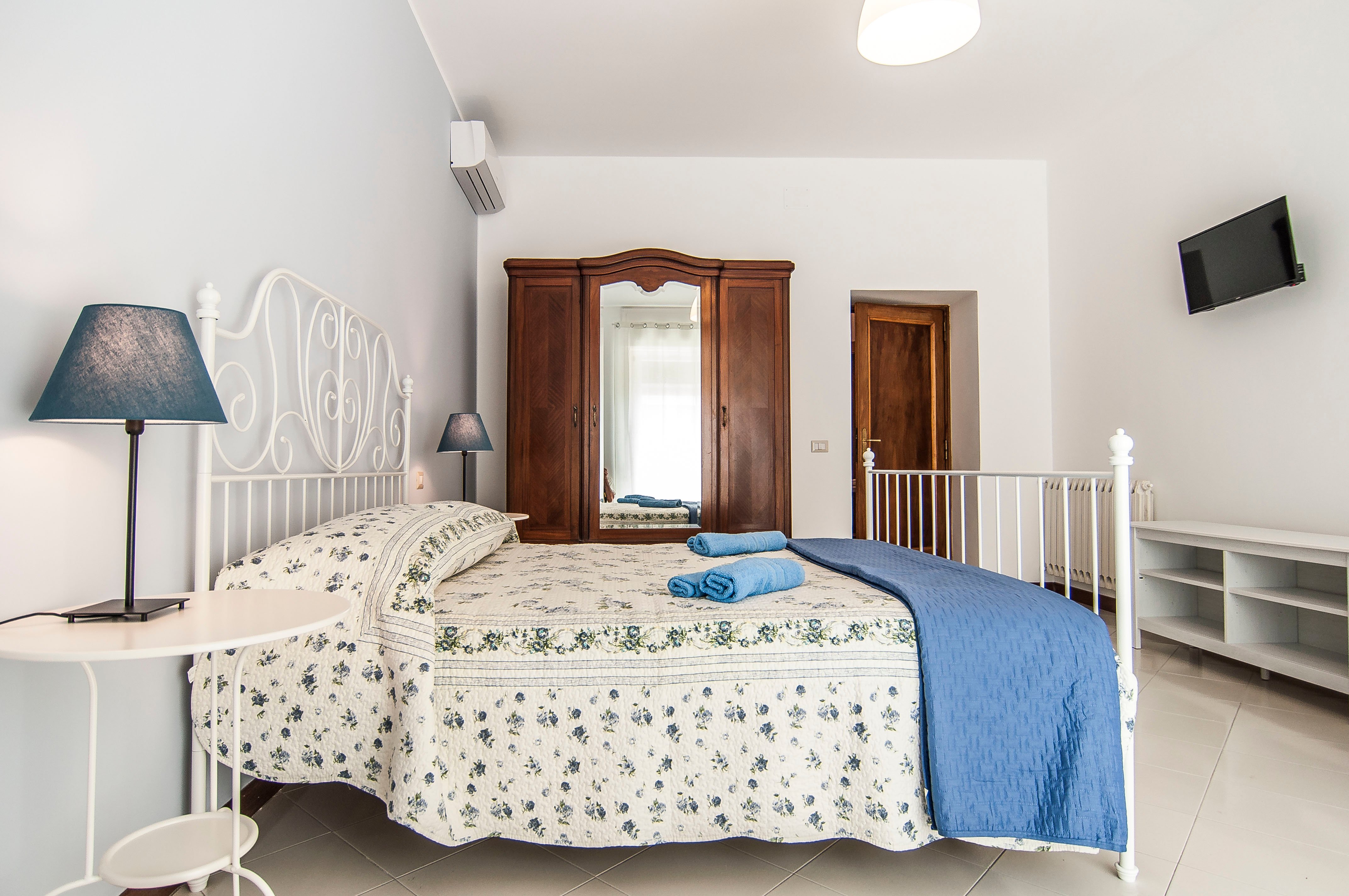 B&B CASA DI NORA - Prices & Lodging Reviews (Formia, Italy)