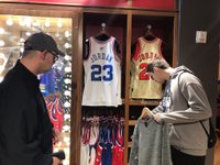 🏀 LOJA DA NBA em Nova York  NBA Store Fifth Avenue 