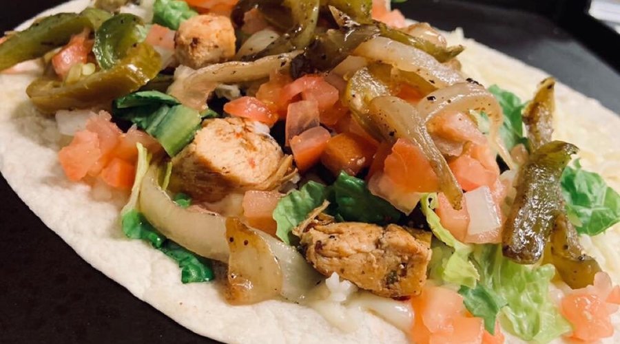 Tacos di pollo e verdure (Chicken and Vegetable Tacos)