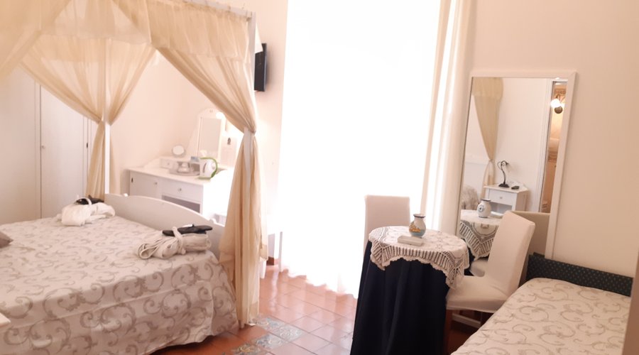 LA SPOSA
