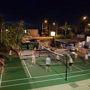 Volleyball at Surfers Paradise Backpackers Resort