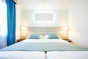 Room & Suite