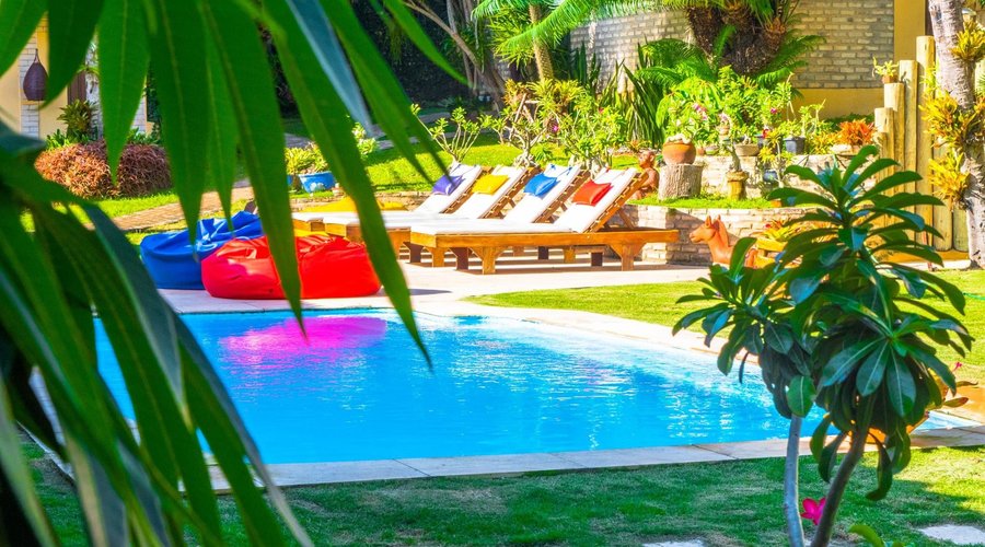 Piscina oasis