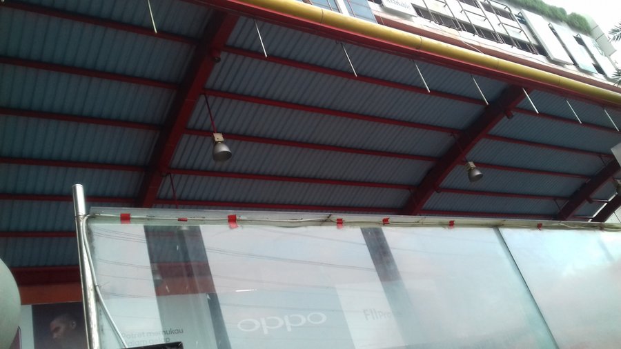 Atap nya menggunakan material atap upvc alderon ( Info 081212480980 )