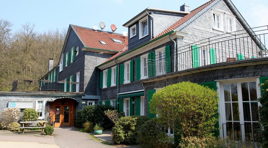 Haus Hammerstein (Hueckeswagen) - 호텔 리뷰