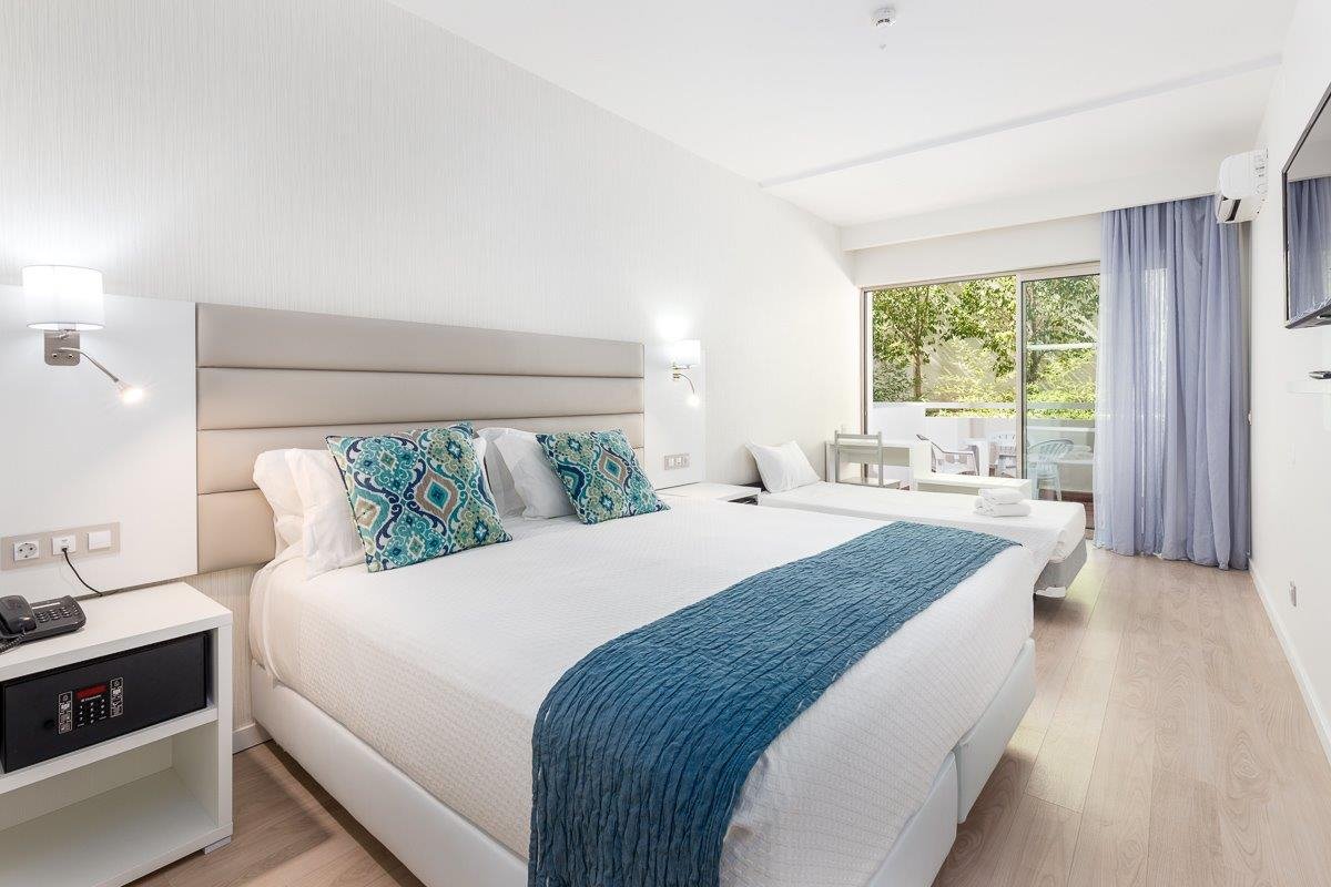 Hotel photo 94 of Carvi Beach Hotel Lagos.