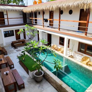 pool
