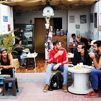 Welcome to Café Paracas!
We have a great orgánic peruvian Coffee, homemade desserts, delicious sandwiches and a lot of good vibes :)