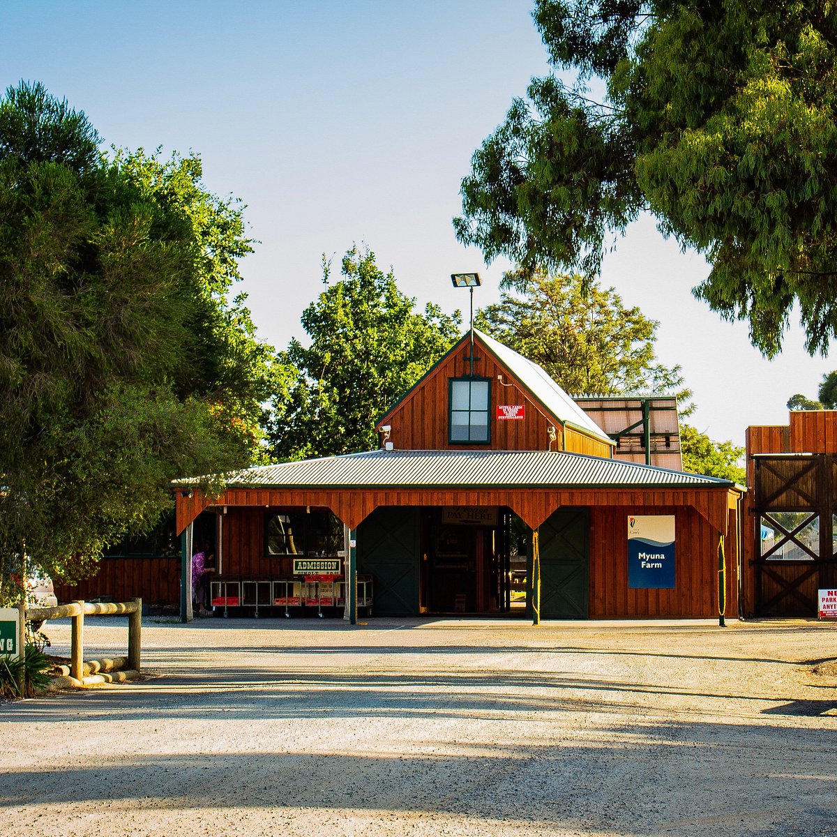 farm tour melbourne