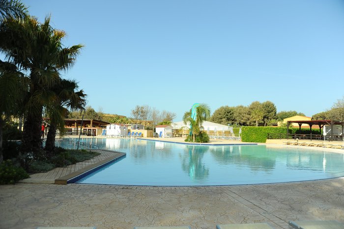 L'Oasi Di Selinunte - Club Marmara Sicilia Pool: Pictures & Reviews ...