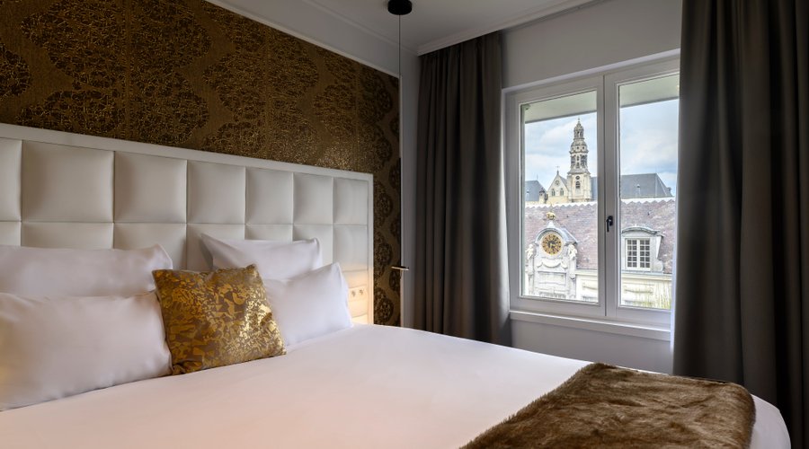 Penthouse suite