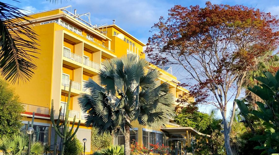 Entrada hotel