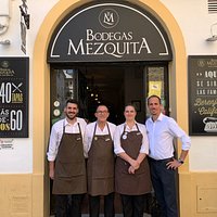 Cristóbal, José María, Rossy y Juanjo de Bodegas Mezquita Corregidor
