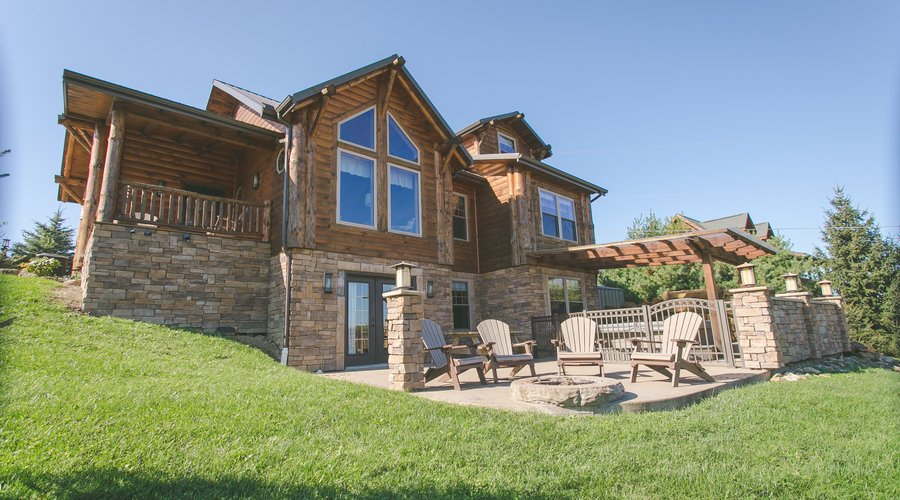 Red Fern Log Cabin-Coblentz Country Cabins
