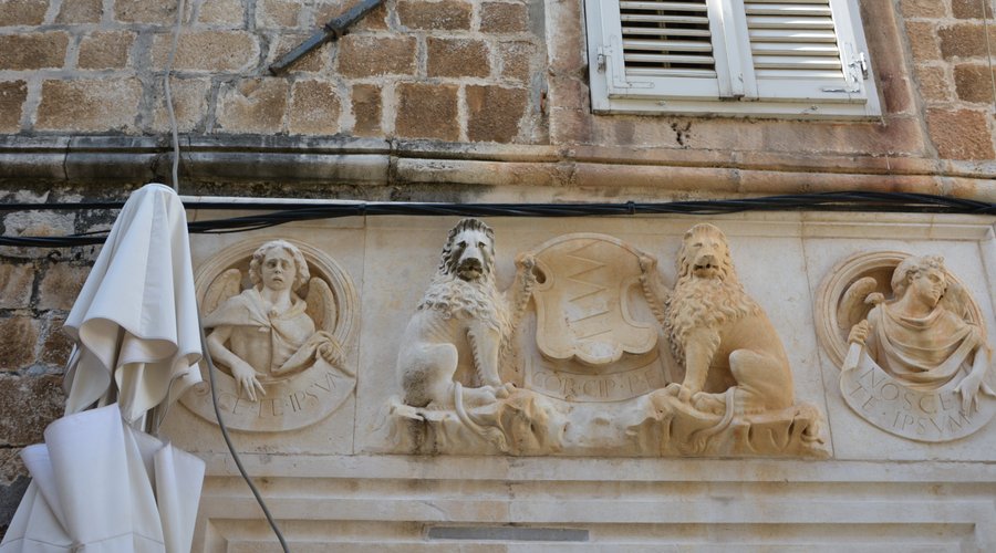 Cipiko Palace - Southern portal