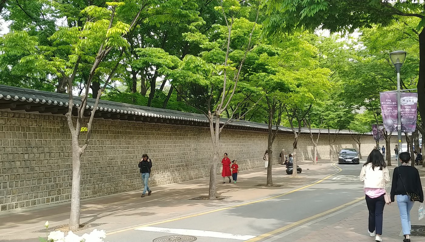 덕수궁 돌담길 - 서울 - 덕수궁 돌담길의 리뷰 - 트립어드바이저