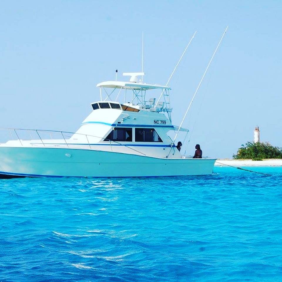 yacht-charter-curacao-willemstad-all-you-need-to-know-before-you-go