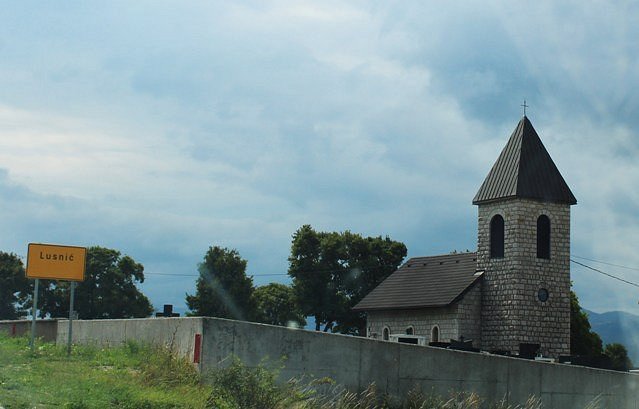 Filijalna Crkva i Groblje image