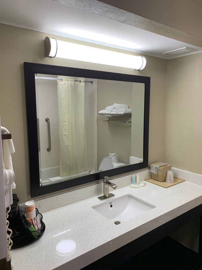 QUALITY INN & SUITES CANTON, GA - Updated 2024 Prices, Reviews, and Photos