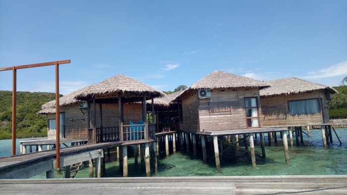 ANAMBAS DIVE RESORT - Lodge Reviews (Batu Belah, Indonesia)