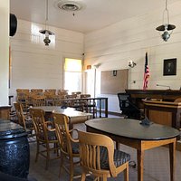 Mariposa County Courthouse