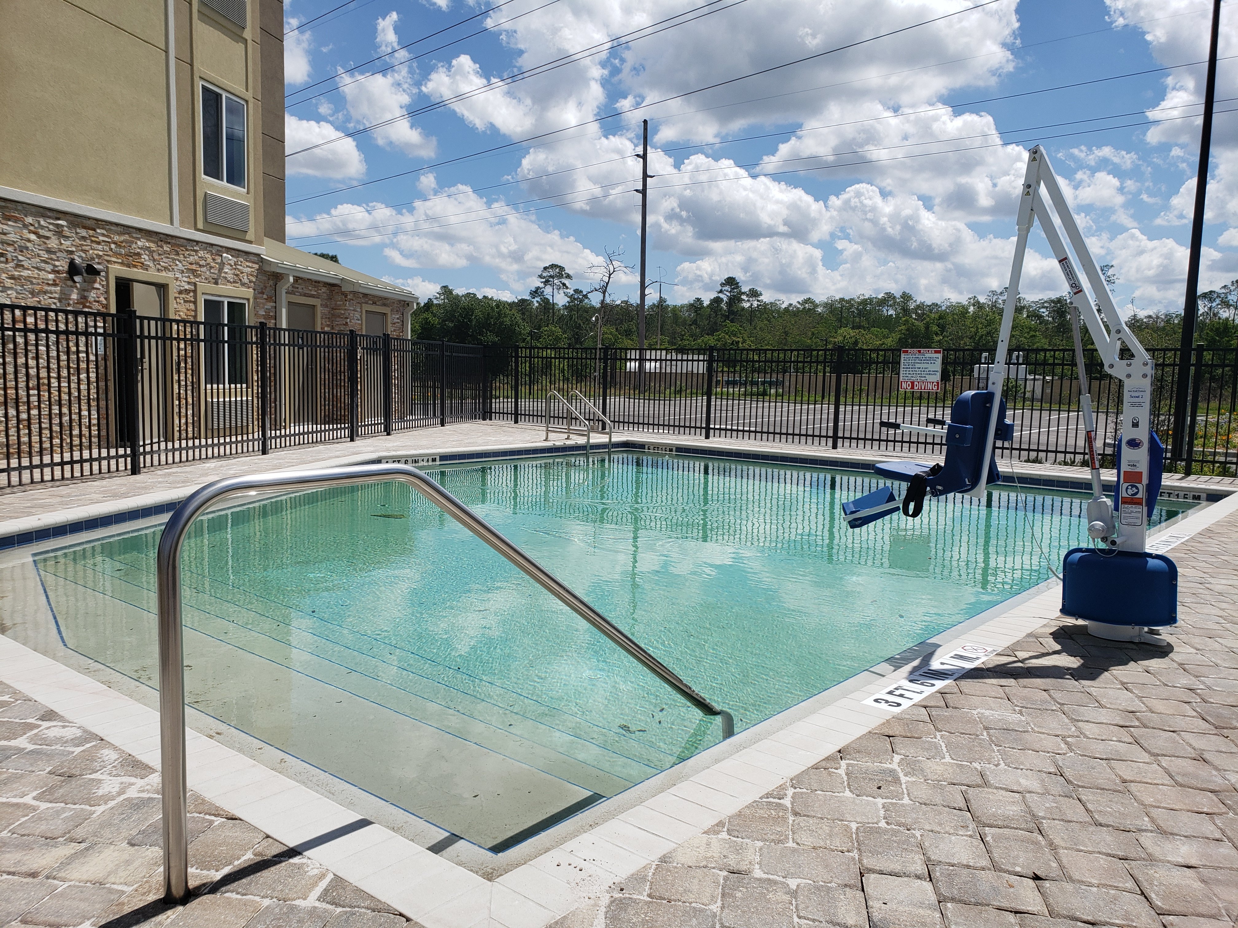 WOODSPRING SUITES ORLANDO INTERNATIONAL DRIVE 47 5 5 Updated   Enjoy The Pool In Sunny 