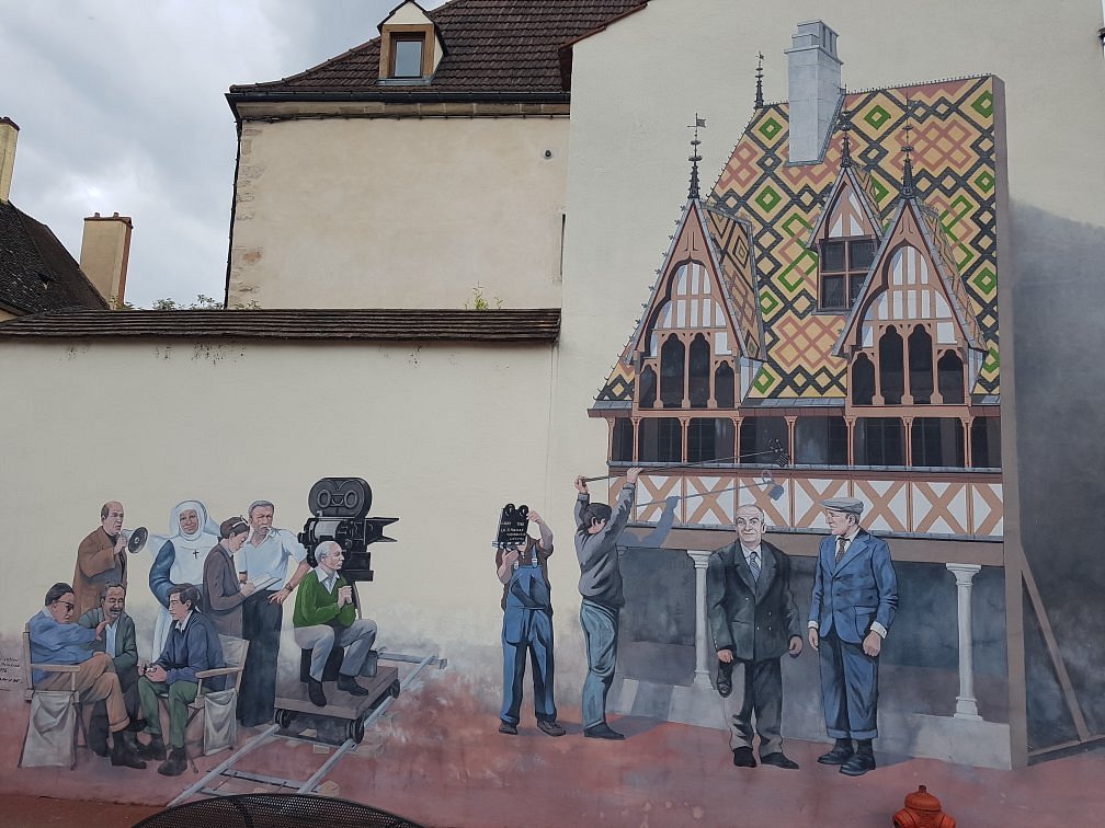 Mural de la Grande Vadrouille - All You Need to Know BEFORE You Go (with  Photos)