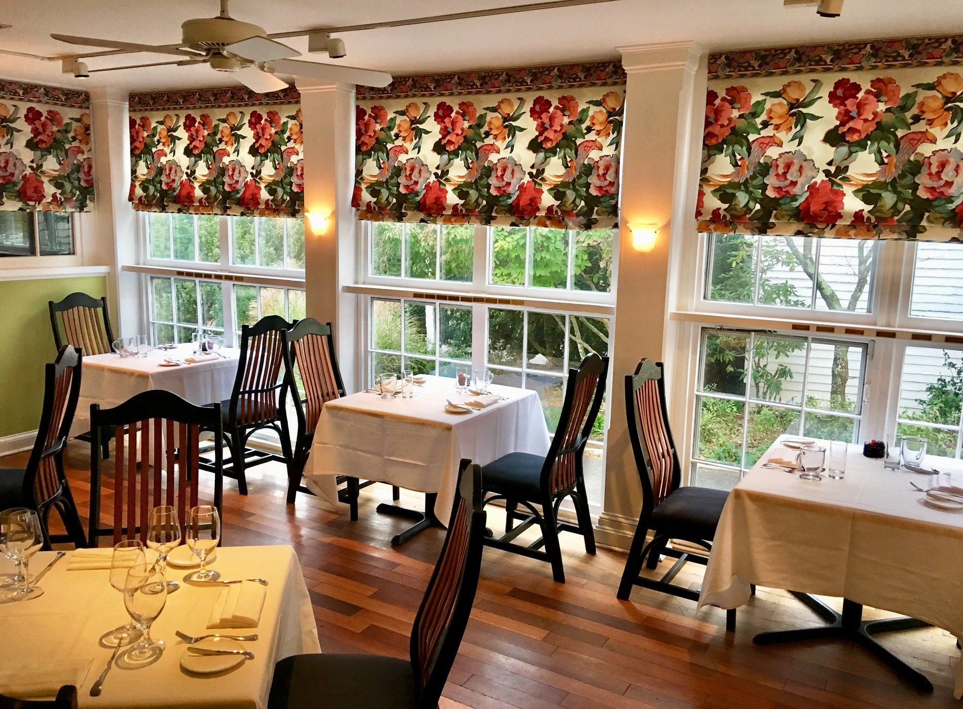 The Ashby Inn & Restaurant by null