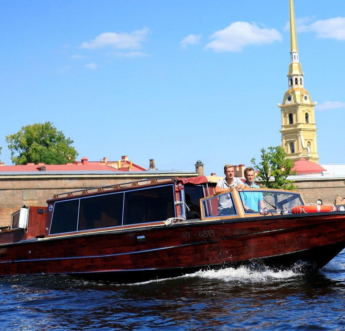 Снять катер в санкт петербурге