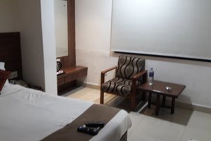 Room & Suite