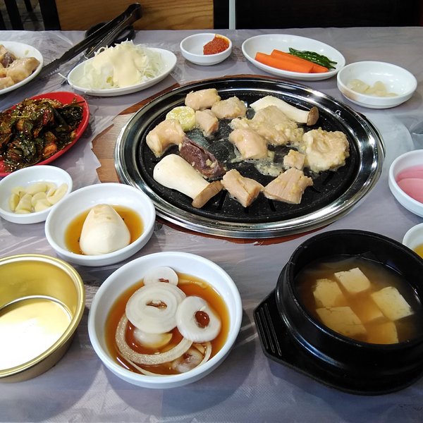 부산 대한민국, 중구 부평2길 17에 있는 부평 양곱창 (음식점) 근처 음식점