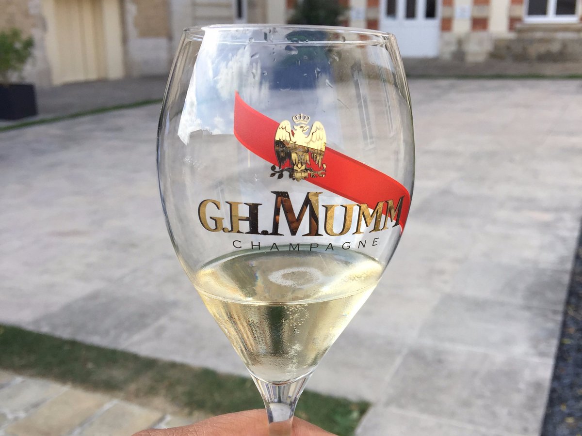 PARIS WINE DAY TOURS (París) 2022 Qué saber antes de ir Lo más comentado por la gente